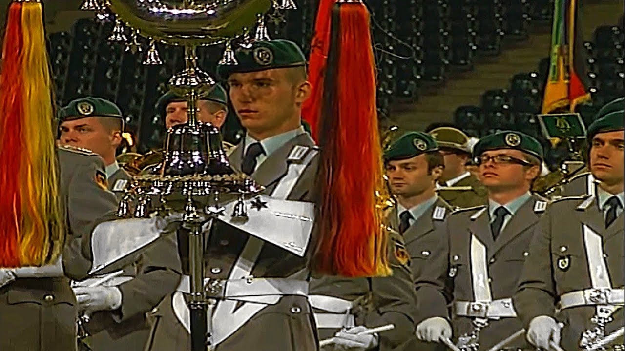 Deutsche Nationalhymne: Stabsmusikkorps der Bundeswehr - NATO-Musikfestival 2010