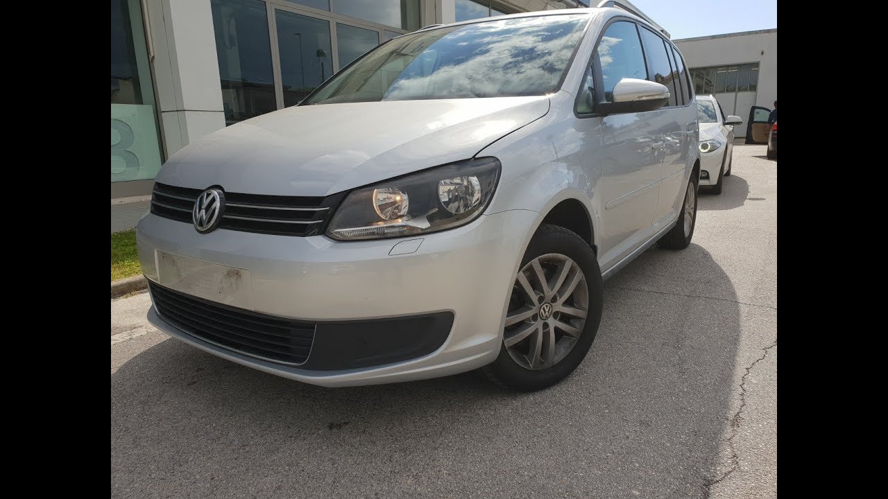 Volkswagen Touran metano ecofuel prova su strada