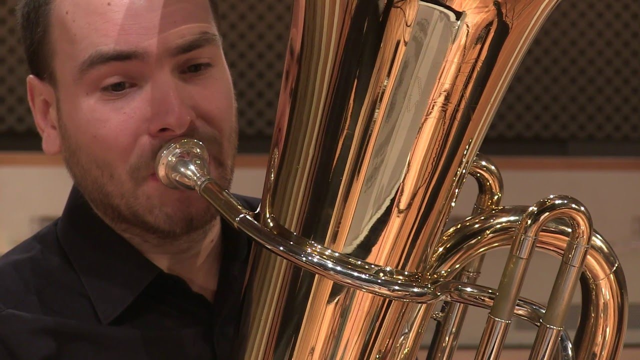 Malcolm Arnold - Brass Quintet No. 1 Op. 73 - II. Chaconne