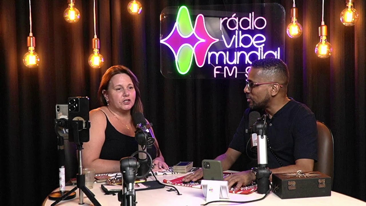 Oraculus com Adriana Gachet e Edson Machado