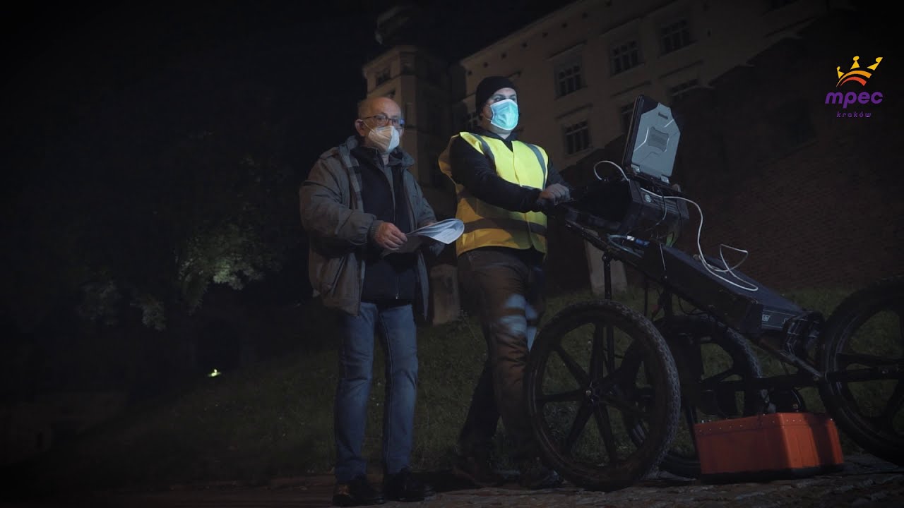 Georadar u st&oacute;p Wawelu
