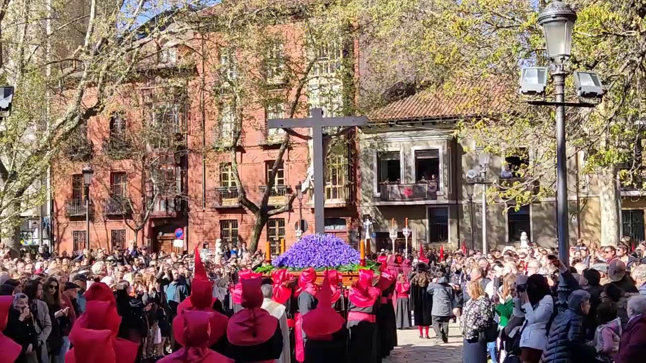 EN DIRECTO Procesión del Cristo de la Luz, Jueves Santo en Valladolid