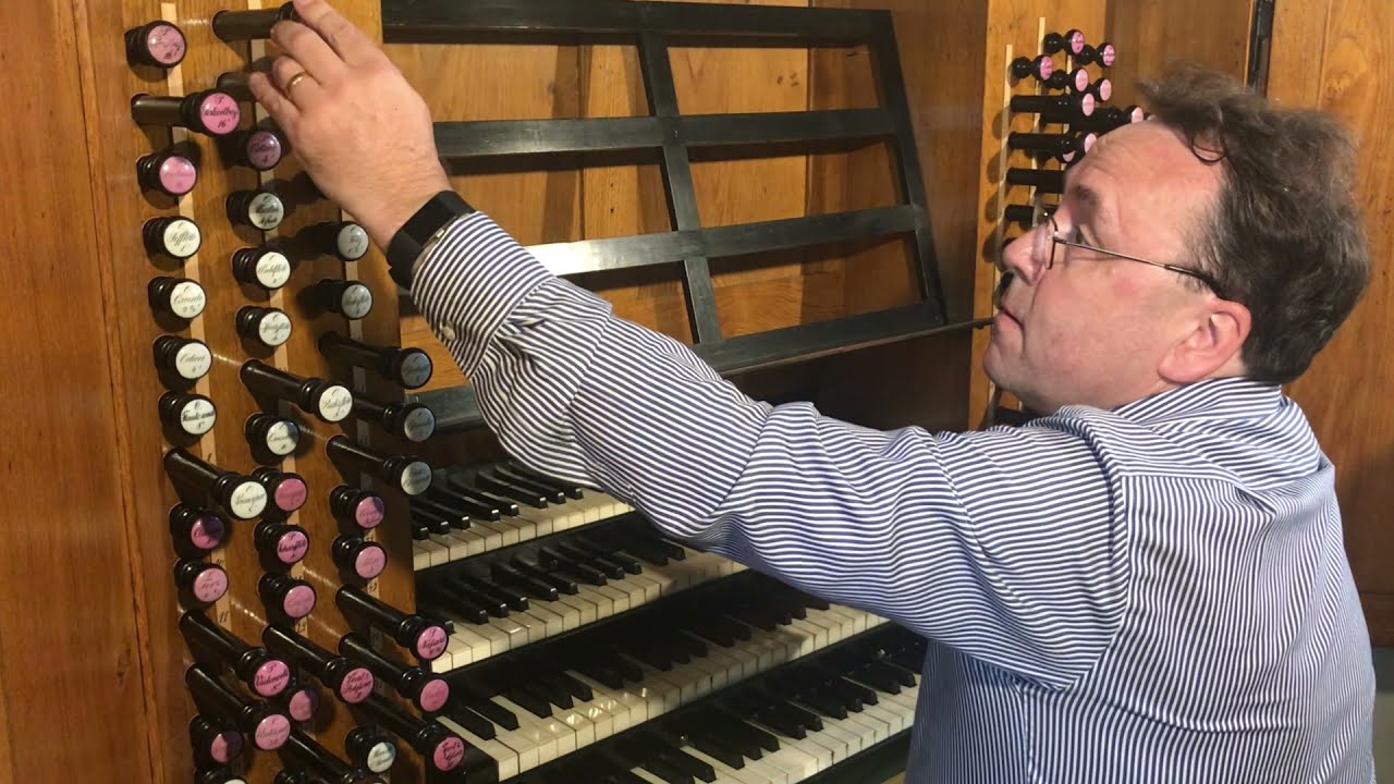 Homage to Franz Liszt - David Briggs improvises on the 1855 Ladegast organ at Merseburg Cathedral.