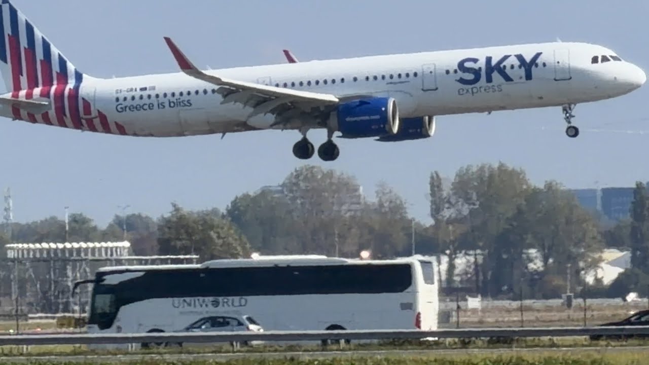 AIRBUS A321-251N SKY EXPRESS ATHENS TO AMSTERDAM LANDING SCHIPHOL AIRPORT SXGRA / GQ790