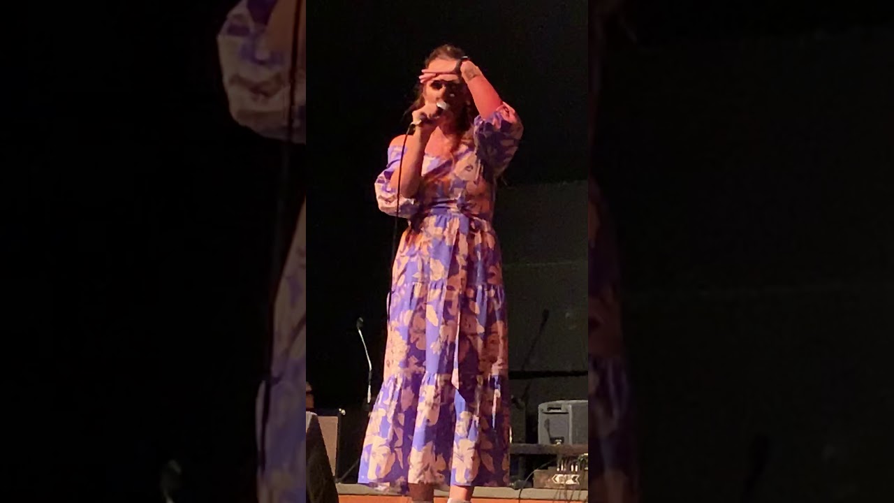Tayla Lynn sings Fist City