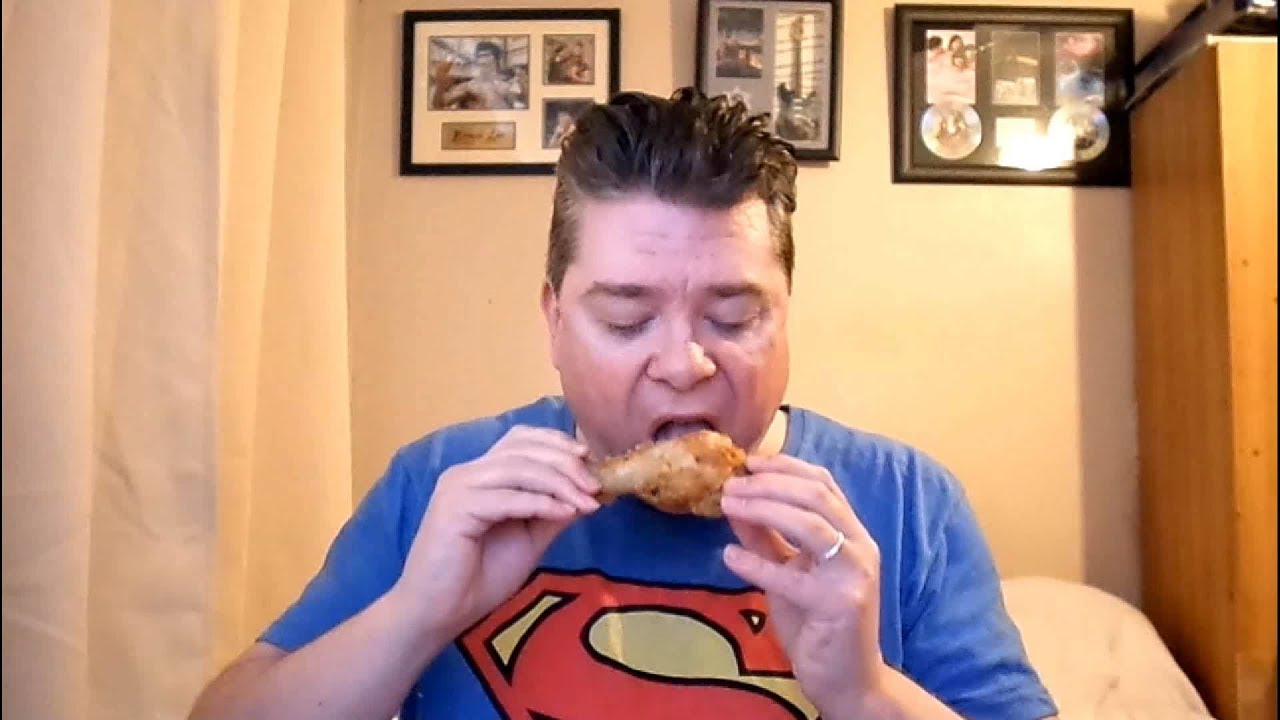 ASMR Eating Home Made Southern Fried Chicken 🍗🍗🍗