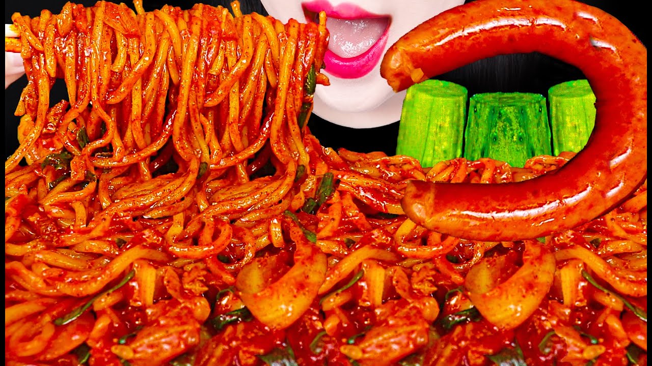 ASMR Kielbasa Fried Sausage, Spicy Noodles 볶음 짬뽕, 킬바사 소세지 먹방 Mukbang, Eating
