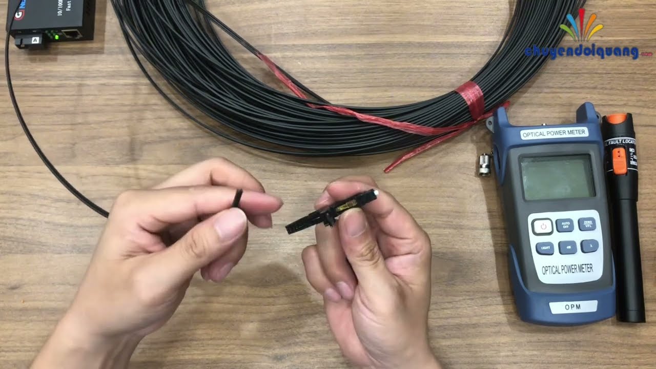Hướng dẫn bấm đầu nối nhanh  (Fast connetor) qua 7 bước đơn giản bằng bộ dụng cụ thi công cáp quang