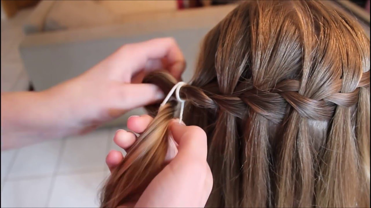 Wasserfall mit Locken | Julia Buchholz