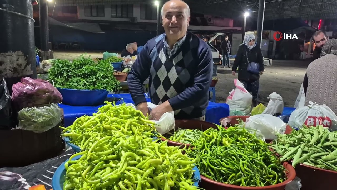 KÖYLÜ KADINLAR 200 YILDIR BU PAZARDA BULUŞUYORLAR!