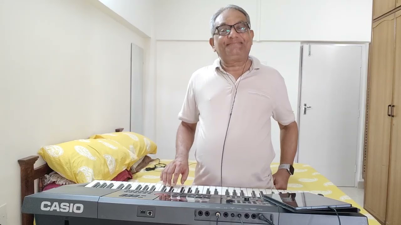 Tum Bhi Chalo Hum Bhi Chale - Instrumental Cover played on Casio CT-X9000IN