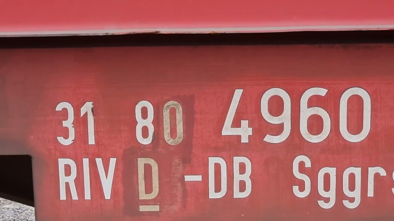 Meldezettel Abstellung. Zug mit Hemmschuhe gesichert. Zabezpieczenie pociągu przed zbiegnięciem.