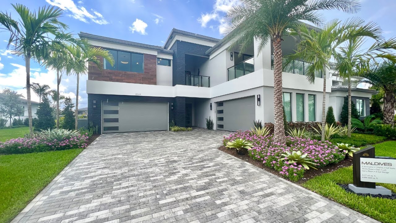 Modern Luxury New Construction Home in Boca Raton & Palm Beach Gardens South Florida | Apex Avenir