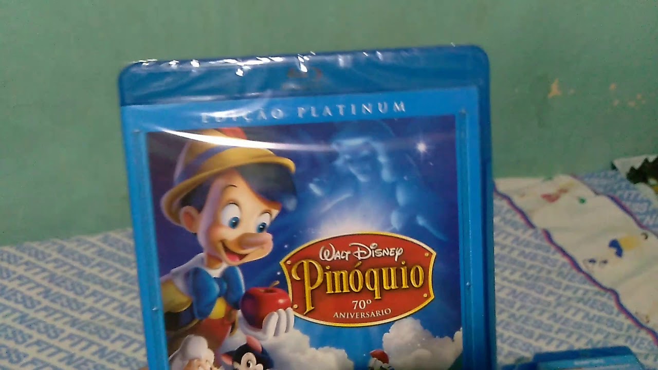 Mostrando minha coleção de filmes da Disney.