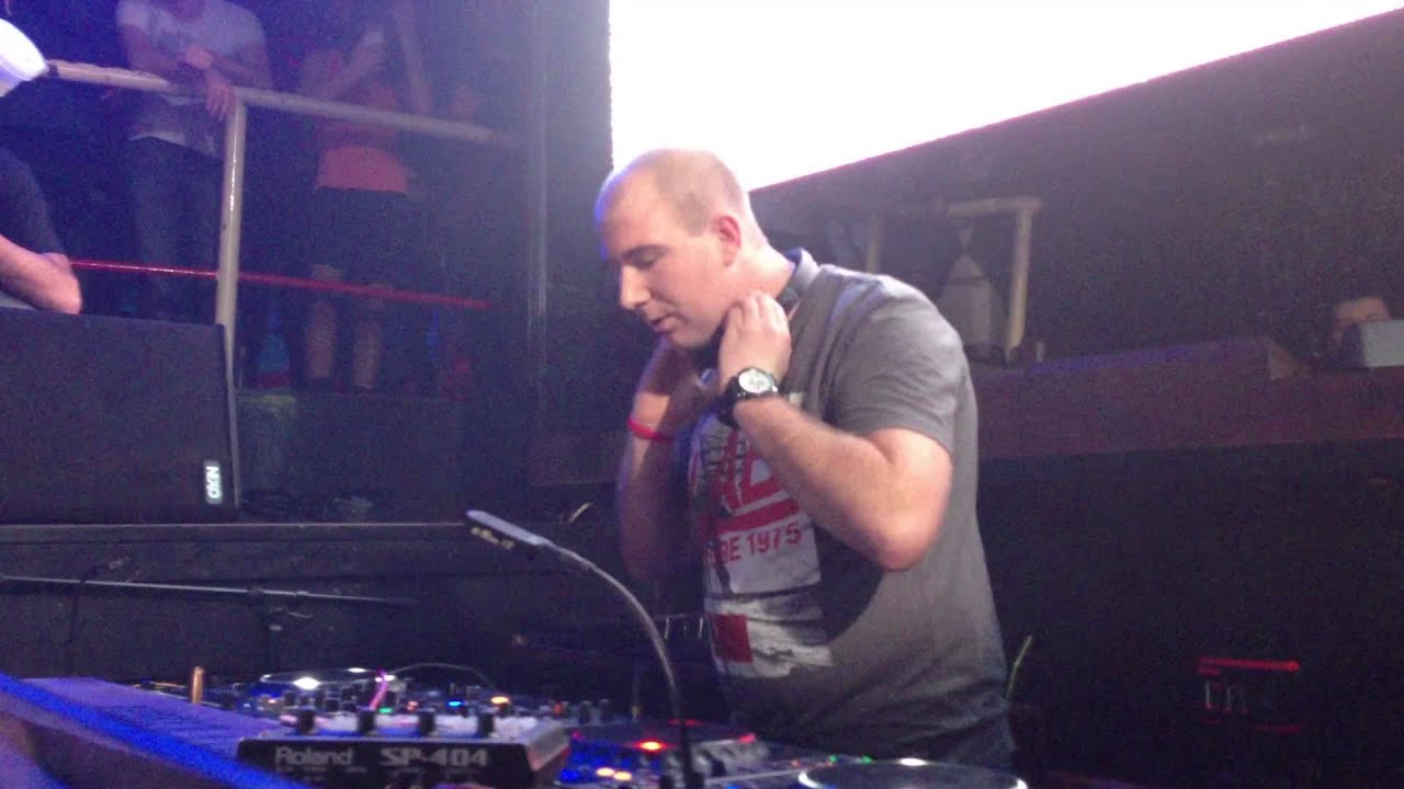 Intro Mr. Marz - Loic D Birthday Bash @ Cap'tain l 17-11-2012 [HD]