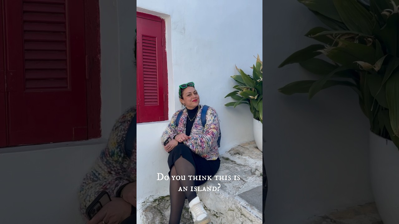 Let&rsquo;s discover Anafiotika with Anna Tzogia! #athensfoodonfoot #athens #anafiotika