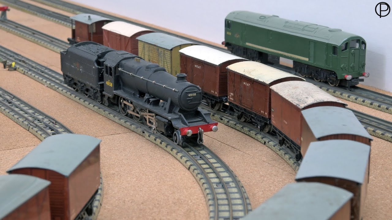 A few Hornby Dublo Wagons