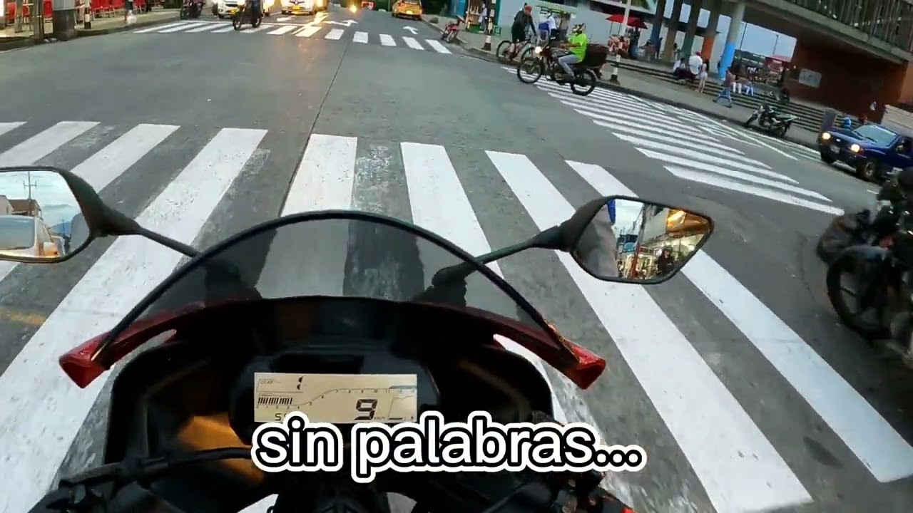 Yamaha R15 V3 - observaciones Diarias/ sustos / un poco de la feria de las 2 ruedas medellin 2022..