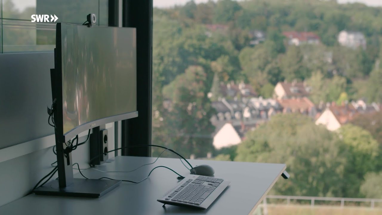 Rundgang durch neues SWR-Medienzentrum Baden-Baden (2023)
