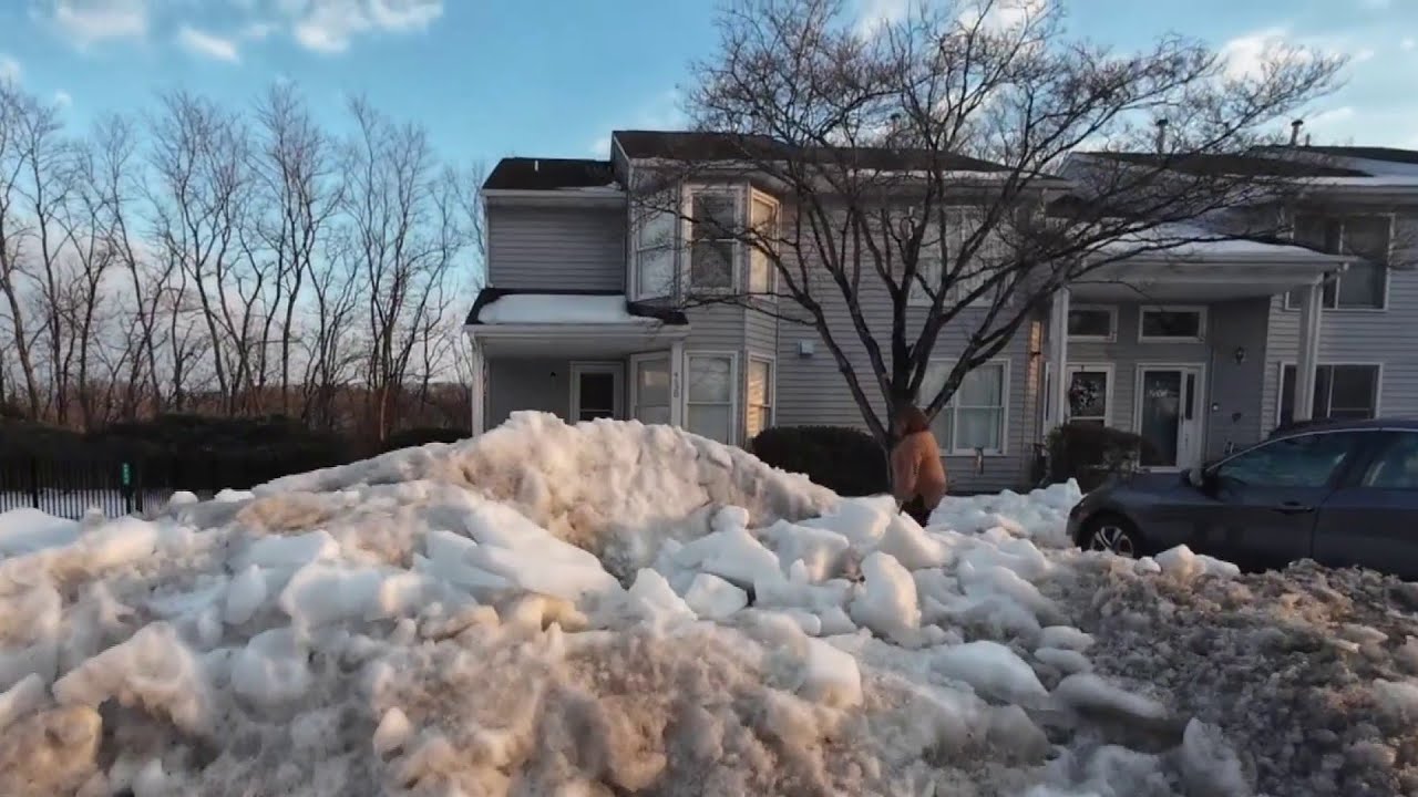 Healthcare worker battles HOA over snow removal and parking access