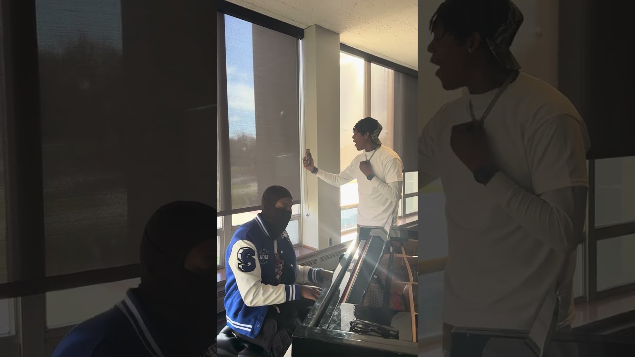El Hitta - Aww Yea (Live Piano Performance ) 