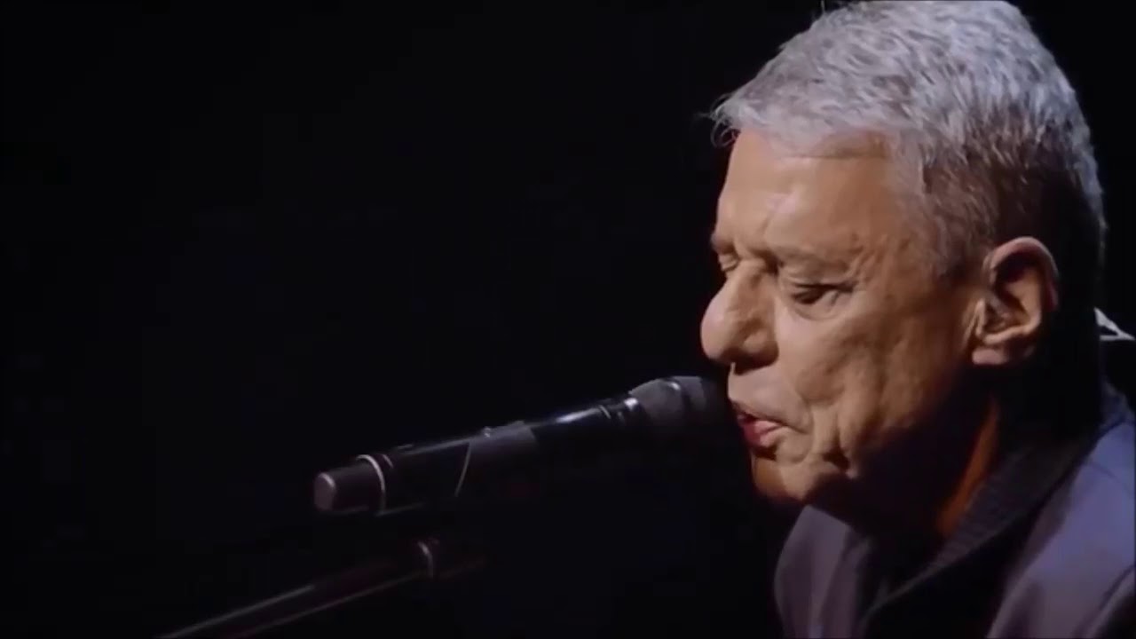 Retrato en blanco y negro Chico Buarque vivo 2018