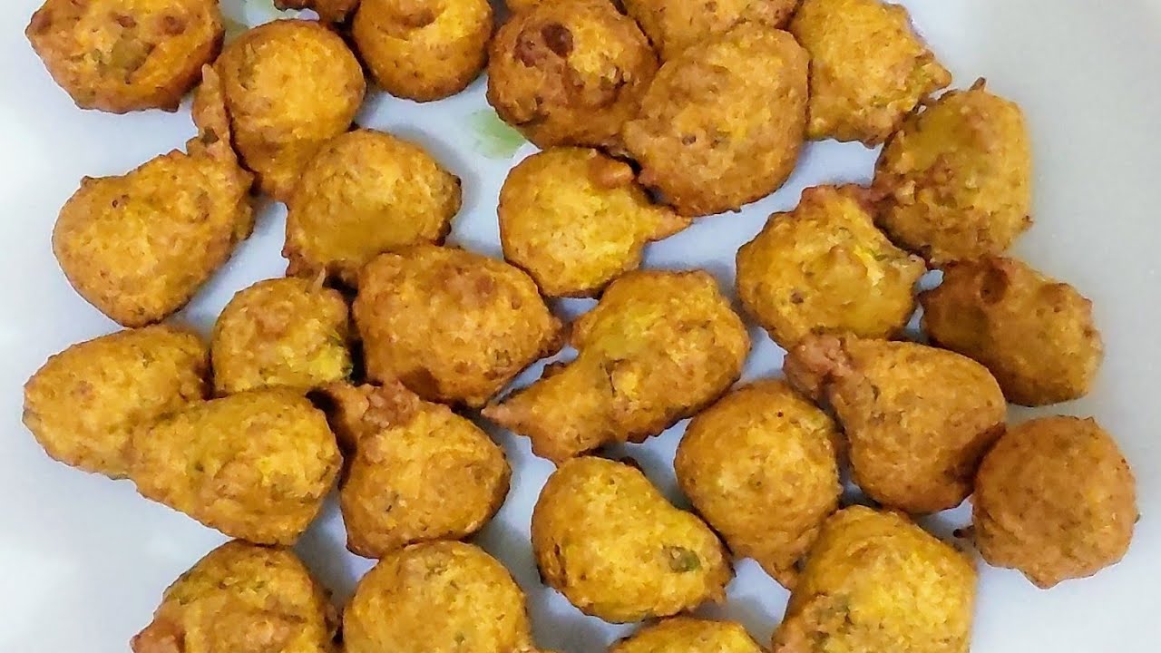 Matar Pakodi | झटपट बनाए स्वादिष्ट & आसान कच्चे हरे मटर & बेसन की पकौड़ी | Green peas pakodi recipe