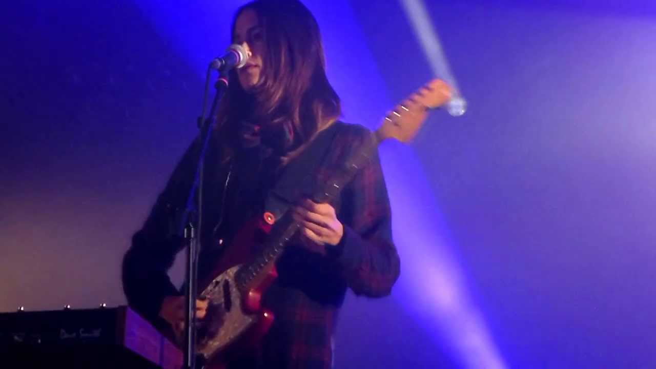 Warpaint - Keep It Healthy et Bees - Paris Pitchfork 2013