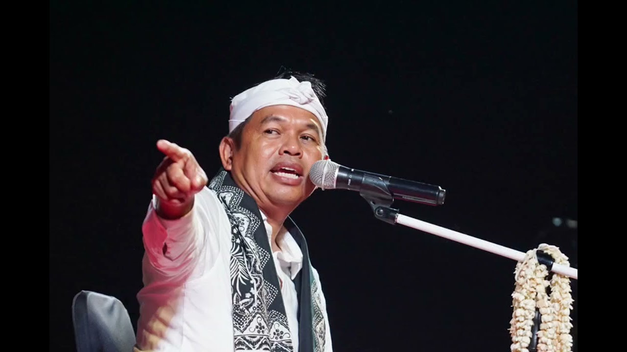 GUBERNUR TERCINTA PAK DEDI MULYADI - lagi sosok pemimpin yang dekat dengan rakyat