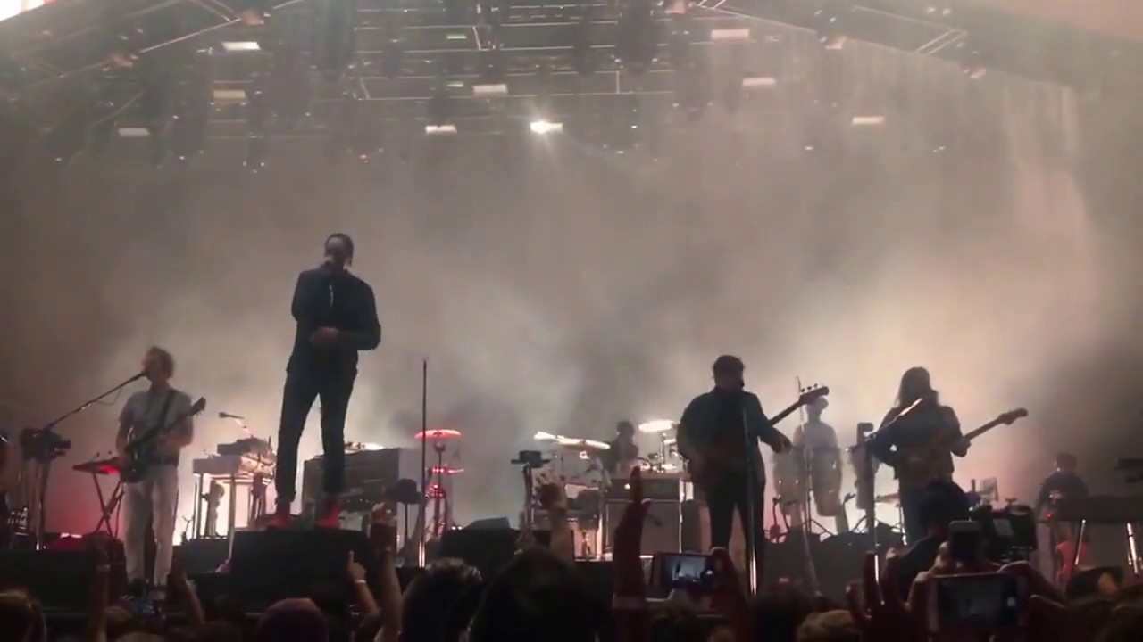 Arcade Fire - Headlights Look Like Diamonds (Toronto 2018)