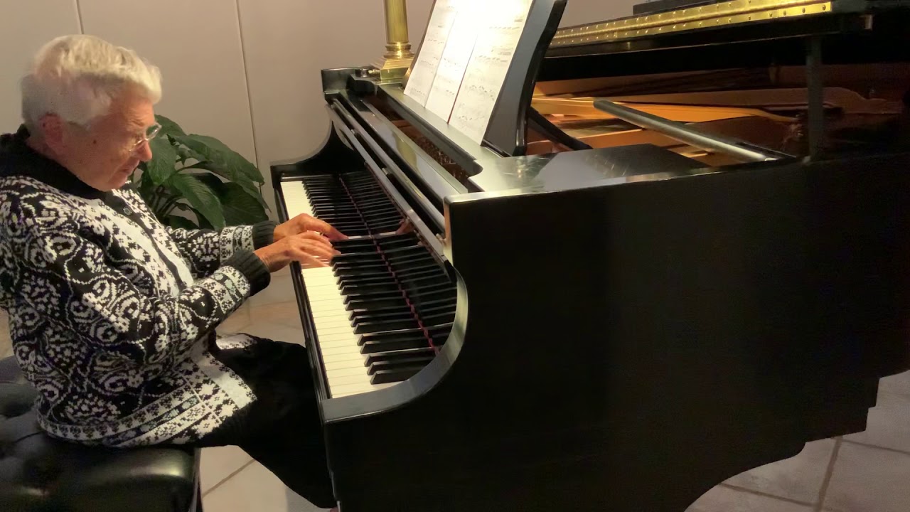 Daises-Rachmaninoff as performed by Ruth Slenczynska at 95 years