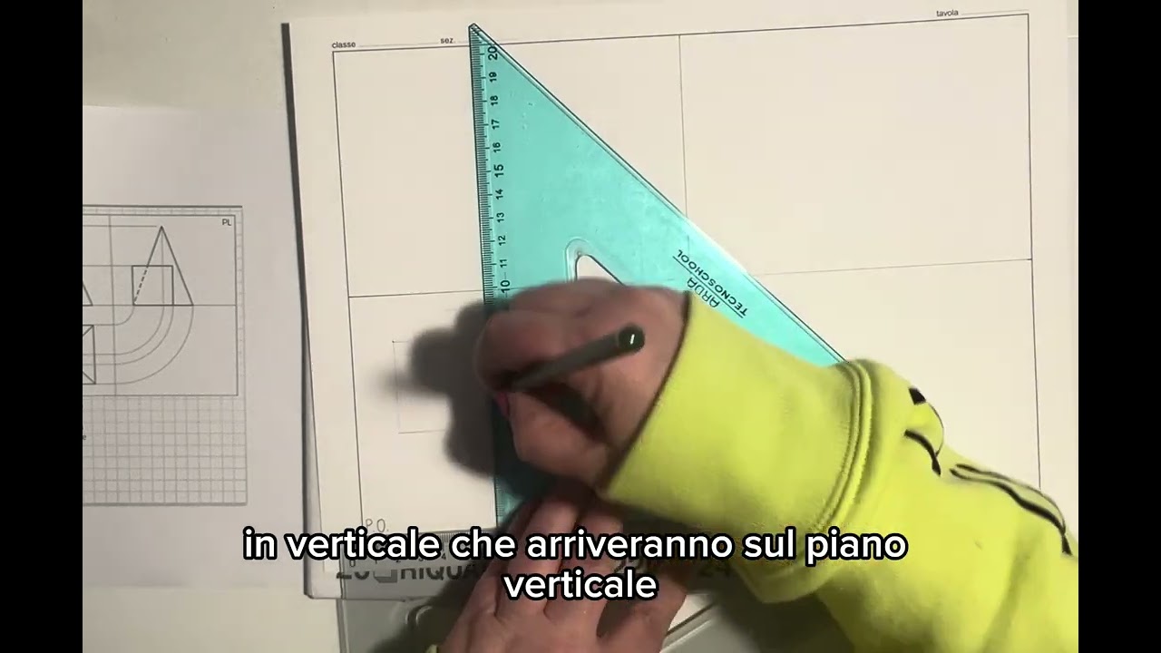 Seconda MEDIA -Proiezione ortogonale di un cubo e di una piramide quadrata