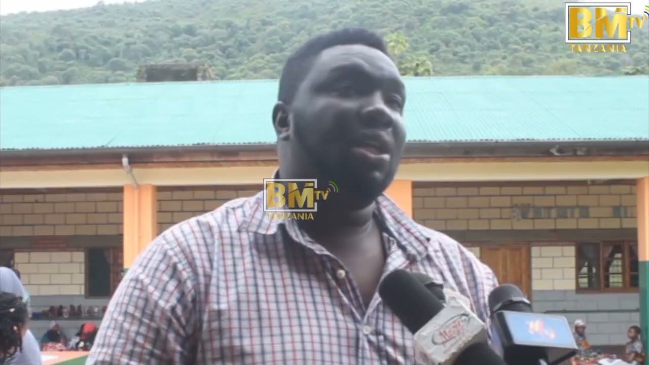 Wanawake wa DUWASA wapeleka  faraja kwa watoto wenye mahitaji maalimu Mlali Wilayani Kongwa, Dodoma