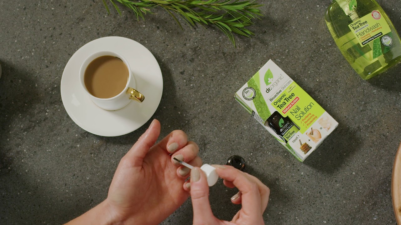Dr Organic Tea Tree Nail Solution (Loop)