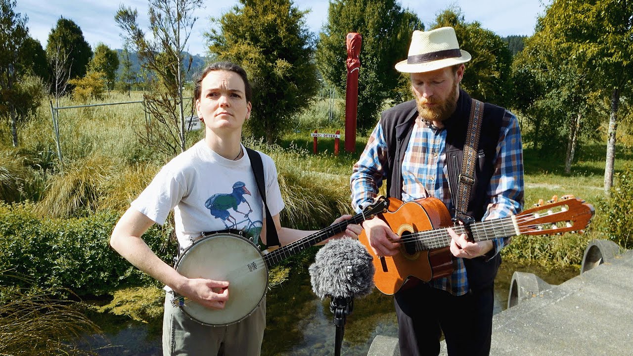 Divine Pitch Tunes: Geese in the Bog & Humours of Ennistymon
