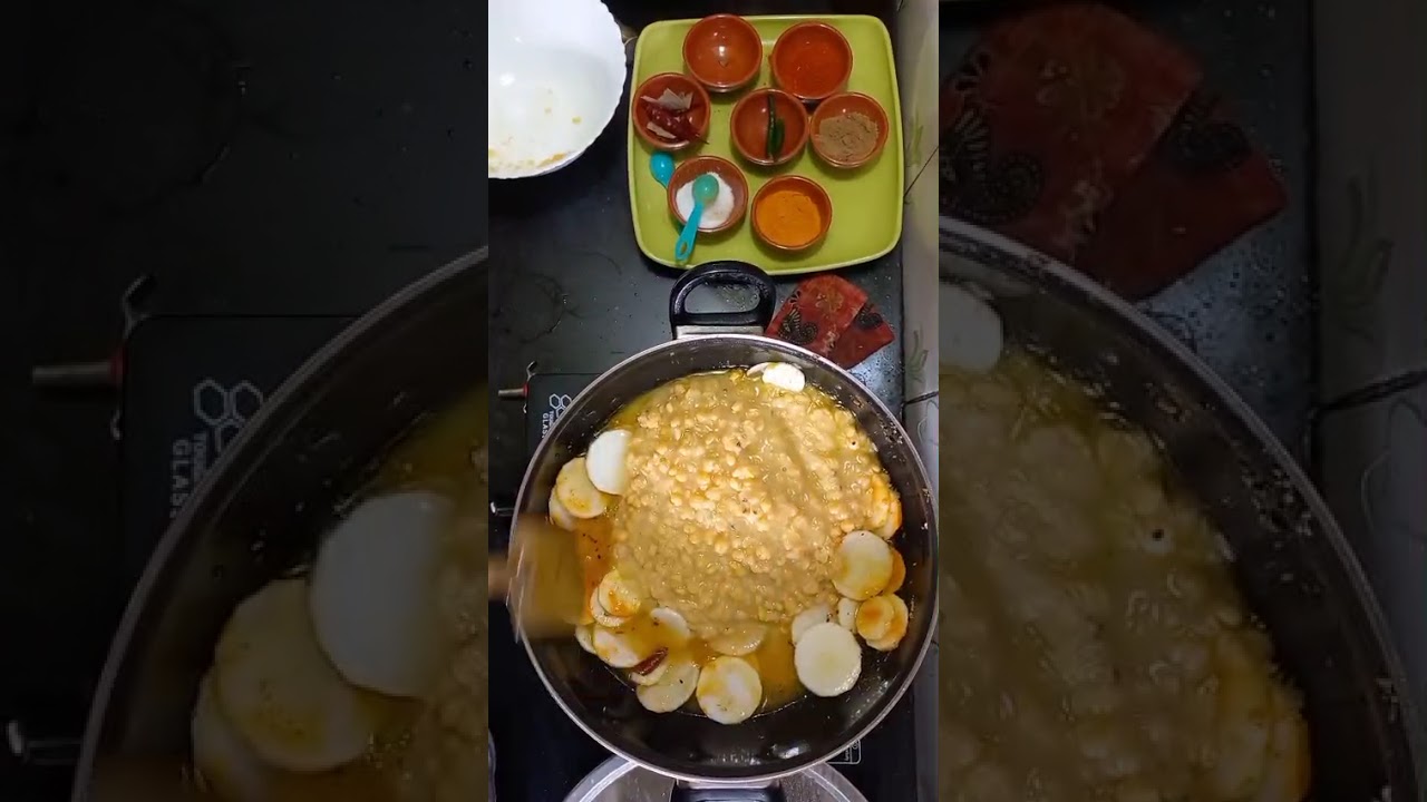 মূলোদিয়ে মটড় ডাল
