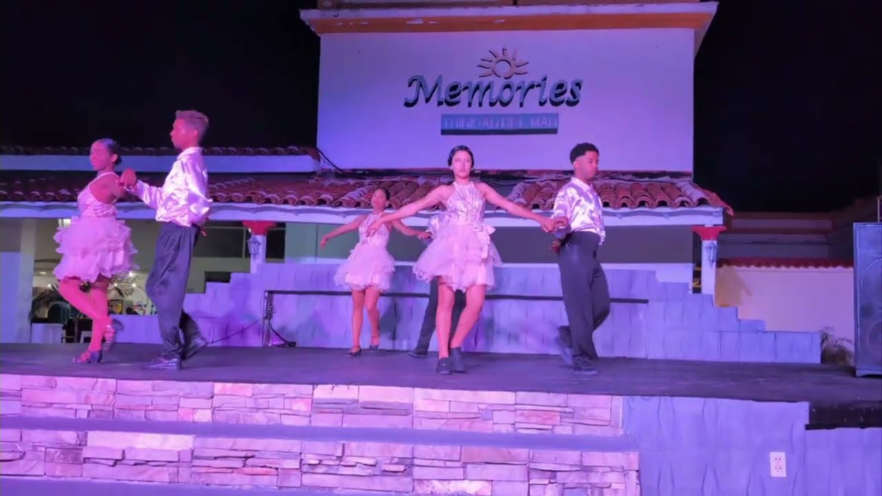 Cuban Romantic Dancing Show 1