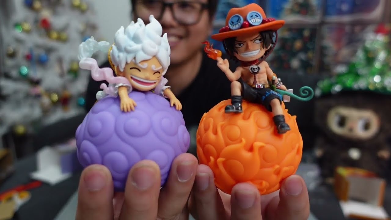 HAPPY LIFE ONE PIECE DEVIL FRUIT SERIES MONKEY D. LUFFY GEAR 5 & ACE FIGURE LIGHT