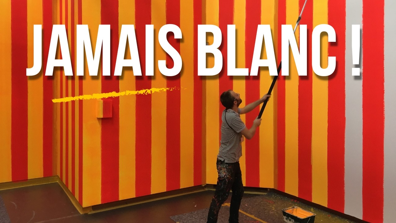 Pourquoi les murs des musées ne sont jamais blancs ? (Secrets de scéno)