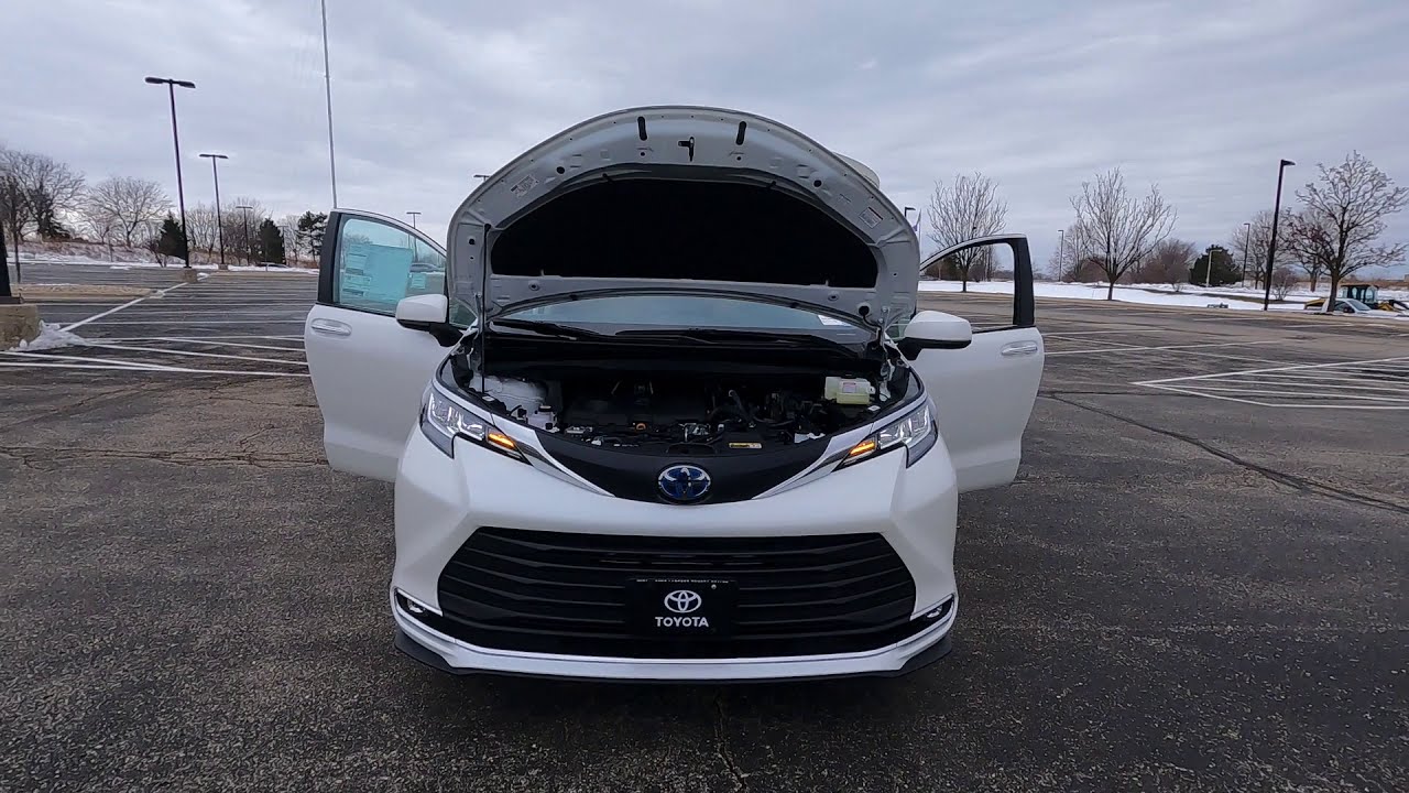 Is the 2021 Toyota Sienna XLE the best?