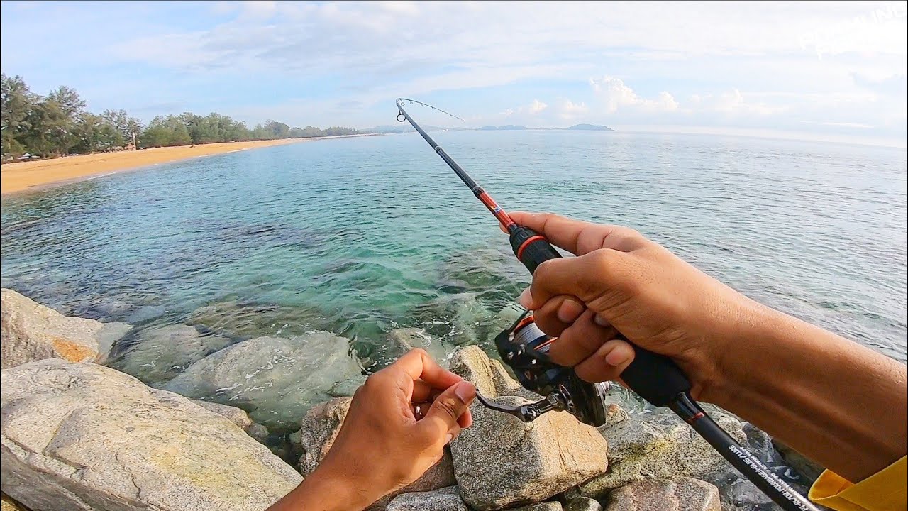 Mancing Pakai Teknik Micro Jigging, Ajing dan Sabiki di Pantai Dungun..