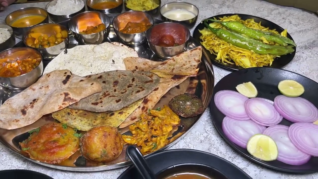 ₹249 Unlimited Gujarati Thali in Vadodara | Jalaram Khichdi Review 🍛✨ | Worldofshubhm