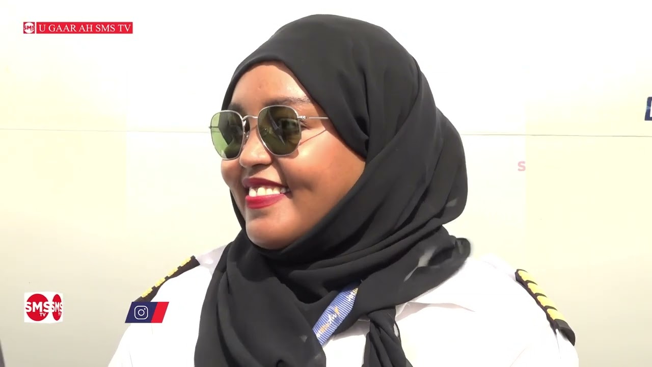 Yasmin oo noqotay gabadhii ugu horeeysay ee duuliye diyaaradeed ka noqoto Soomaaliya burburka kadib,