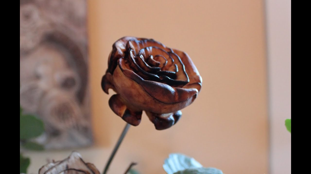 Carving a wooden rose with Dremel