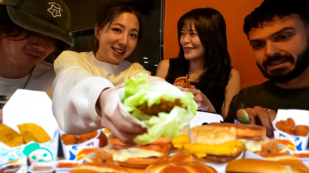 Fuslie, Kkatamina, Tarik & Brodin Jack In The Box MUKBANG!