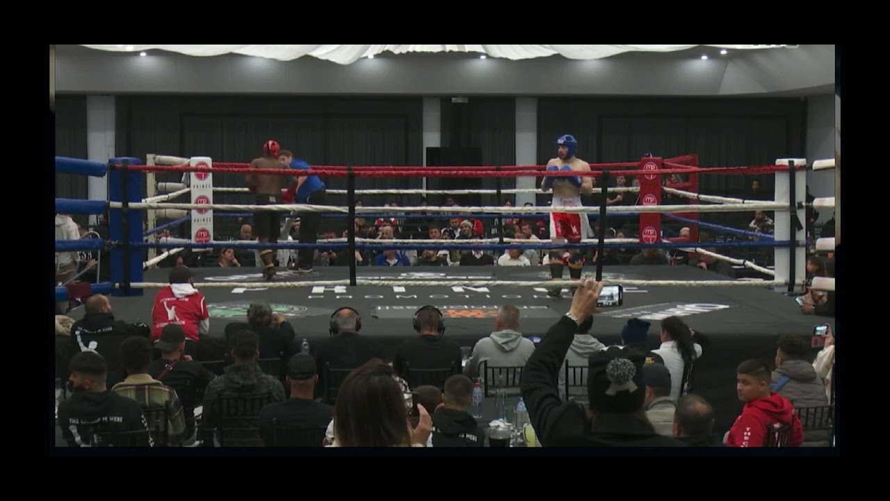 Andrew Cheung vs Keegan De Souza Kickingboxing Match