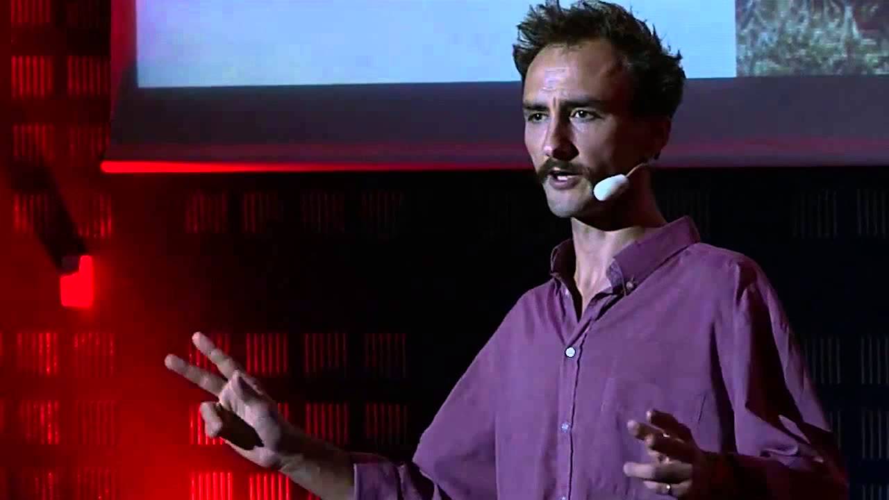 L'habitat, c'est plus que le logement: Guillaume de Salvert at TEDxLaRochelle