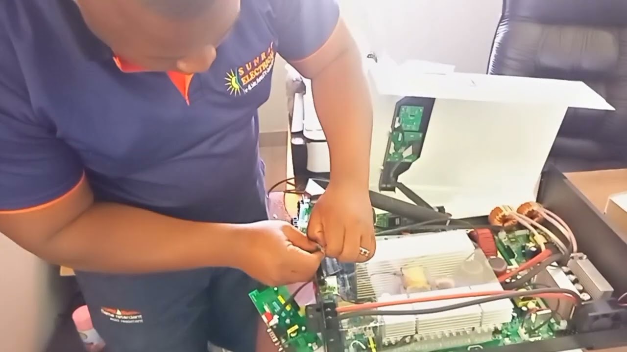 How  to install Must 5KVA inverter parrallel card