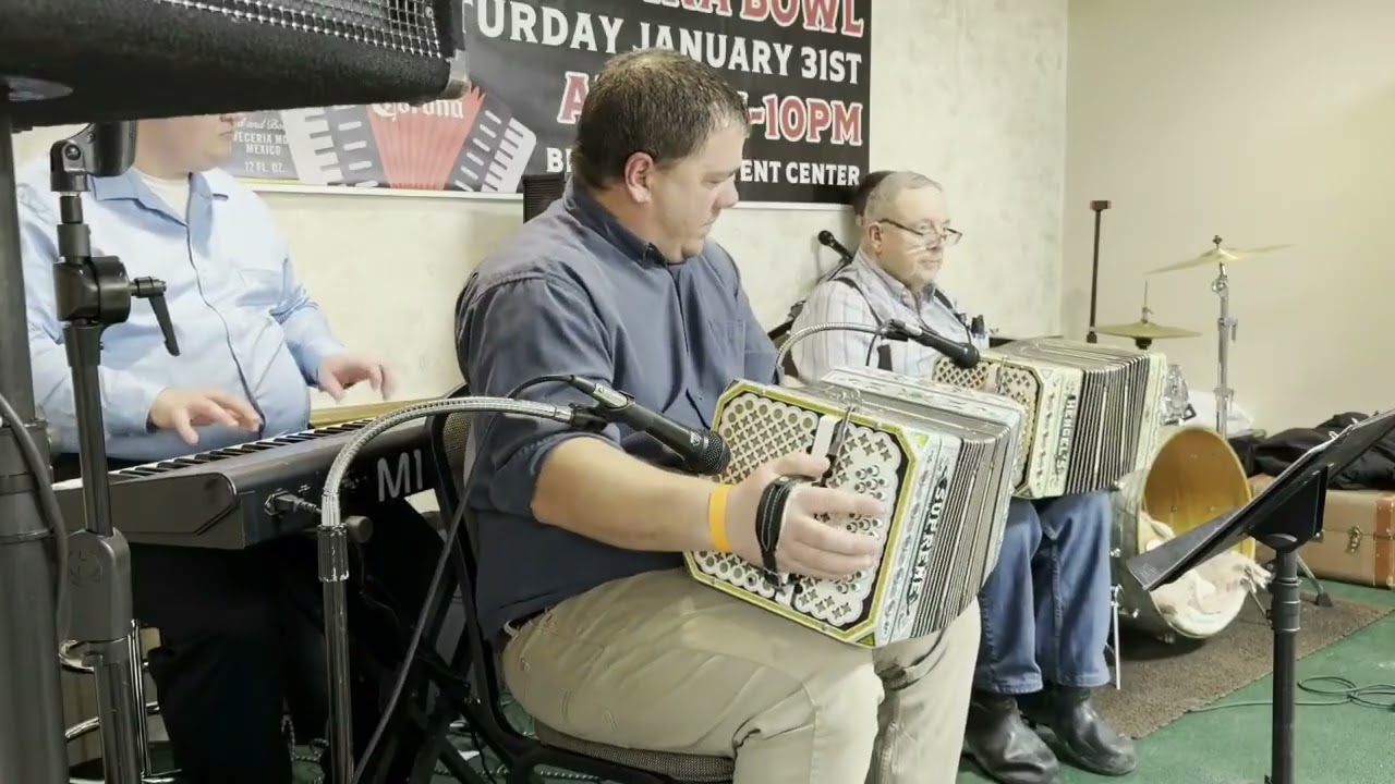 Guido Polka - Tim, Alvin Klan at the 47th Concertina Bowl in Blaine, MN