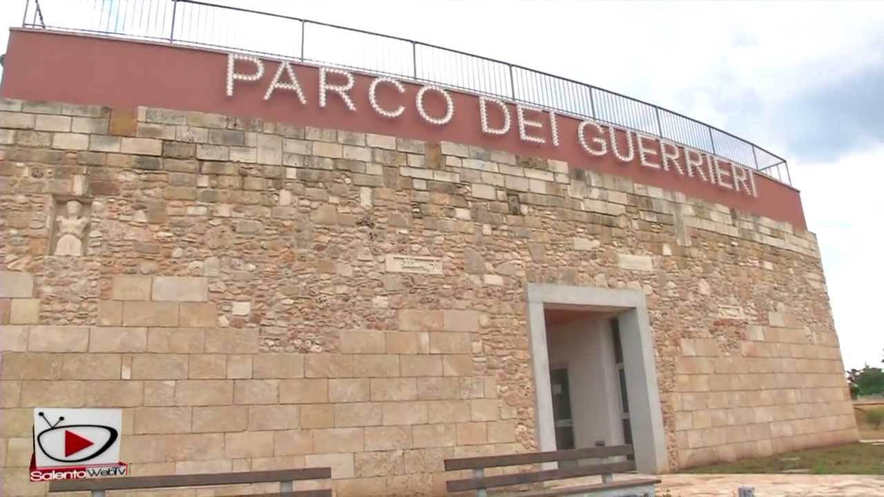 Vaste: Al Parco dei Guerrieri, il portale e le Cariatidi
